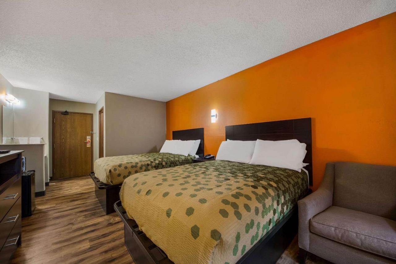 Econo Lodge San Antonio Near Seaworld - Medical Center Exterior foto