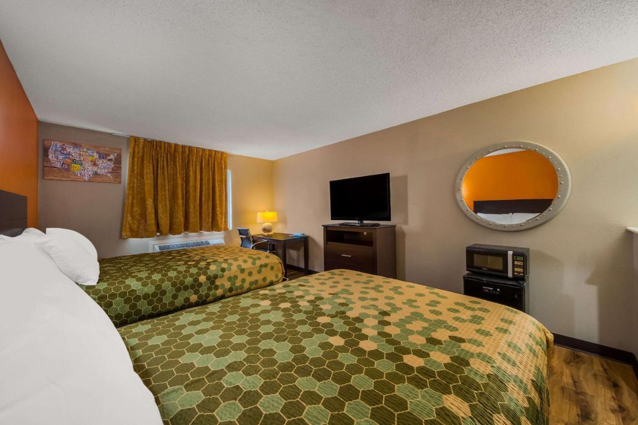 Econo Lodge San Antonio Near Seaworld - Medical Center Exterior foto
